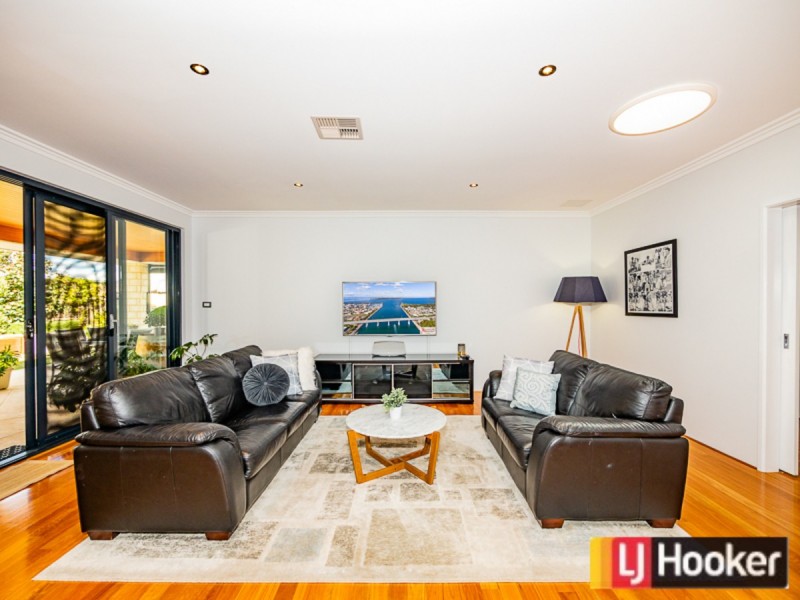 16 Blue Fin Drive, Golden Bay WA 6174