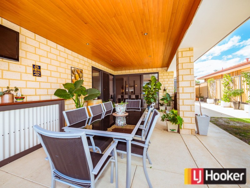 16 Blue Fin Drive, Golden Bay WA 6174