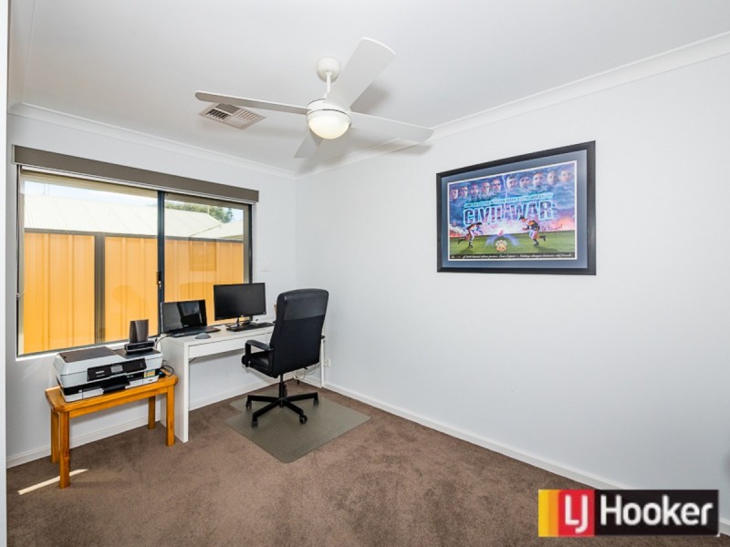 16 Blue Fin Drive, Golden Bay WA 6174