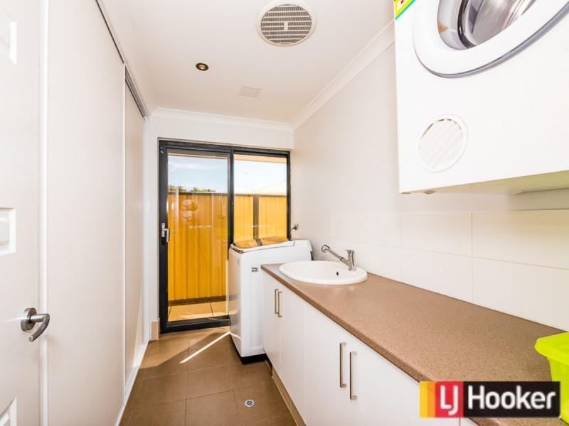 16 Blue Fin Drive, Golden Bay WA 6174