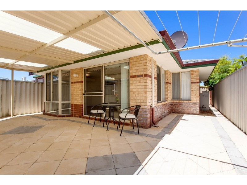 14/10 Elanora Drive, Cooloongup WA 6168