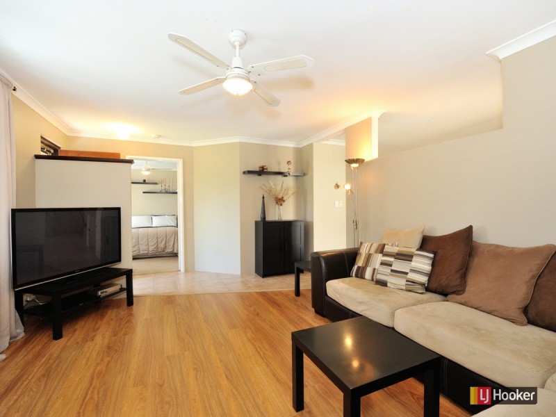 12 Mary Blair Way, Warnbro WA 6169