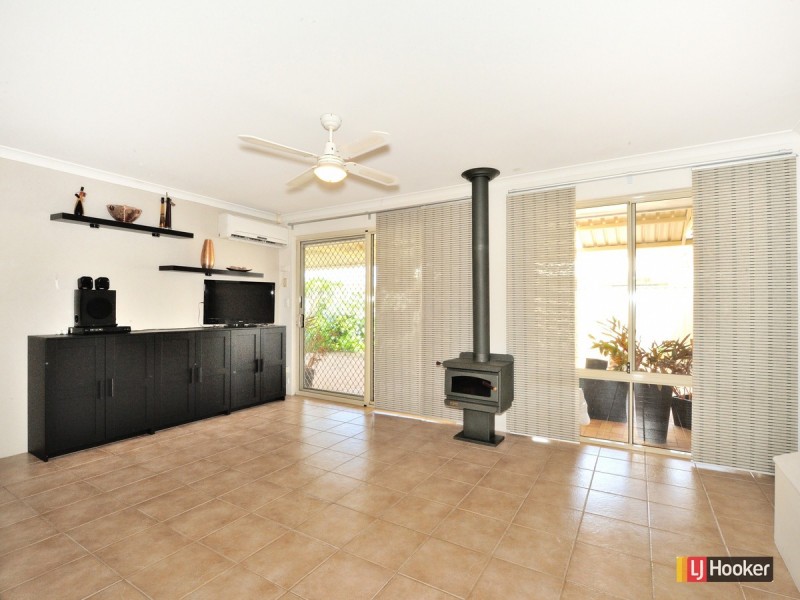 12 Mary Blair Way, Warnbro WA 6169