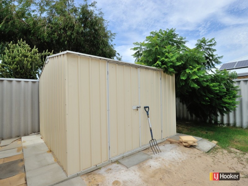 12 Mary Blair Way, Warnbro WA 6169