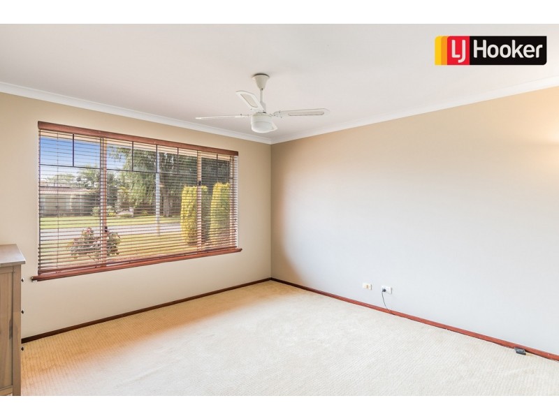 23 Port Royal Drive, Safety Bay WA 6169