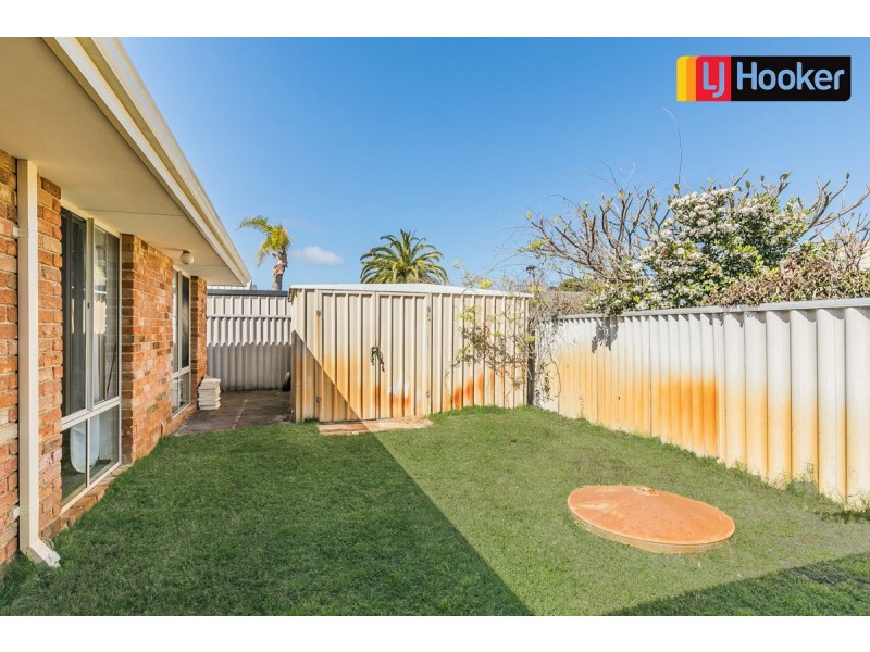 23 Port Royal Drive, Safety Bay WA 6169