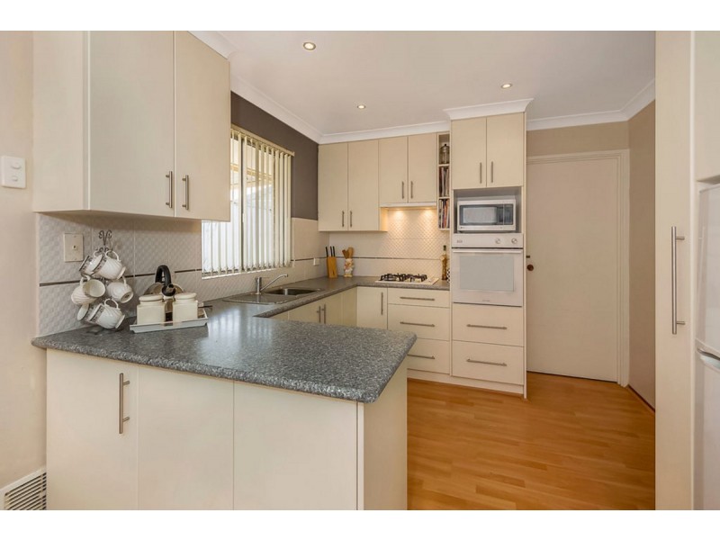 29B Lynda Crescent, Cooloongup WA 6168