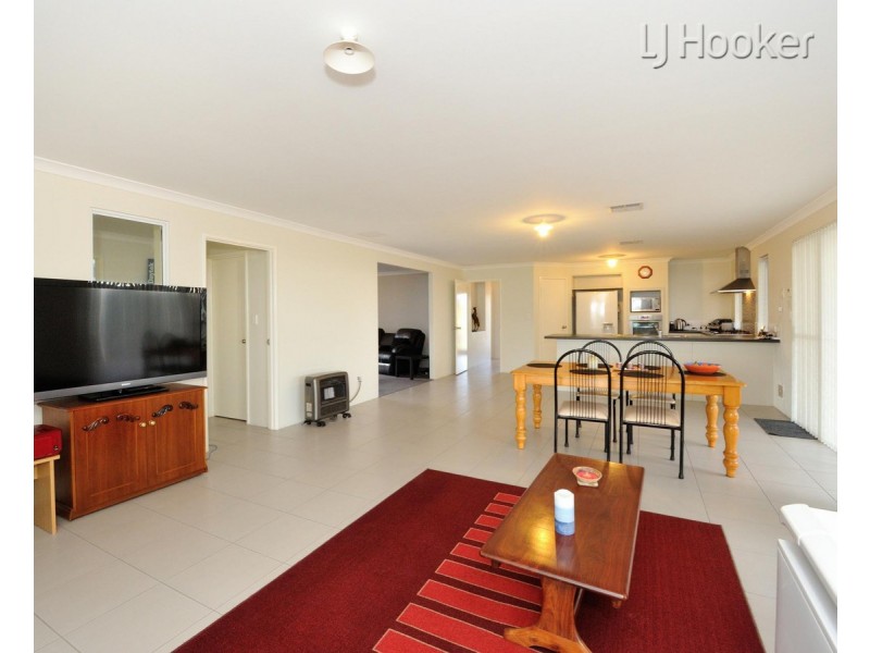 2 Muchea Vista, Baldivis WA 6171