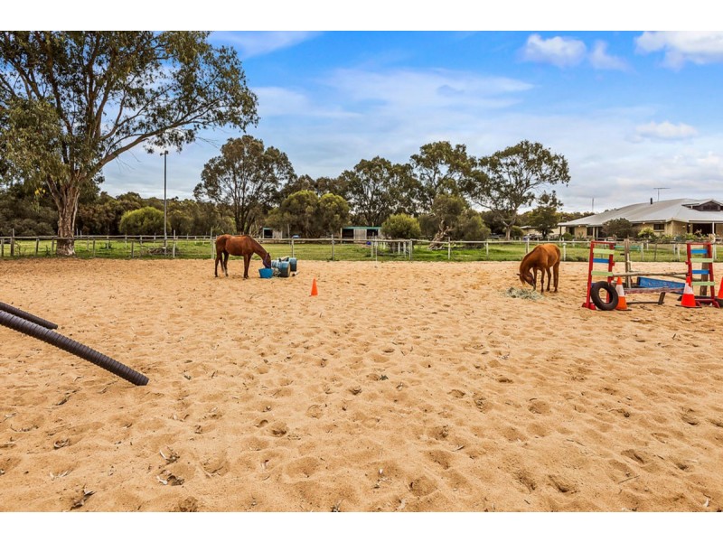 621 Eighty Road, Baldivis WA 6171