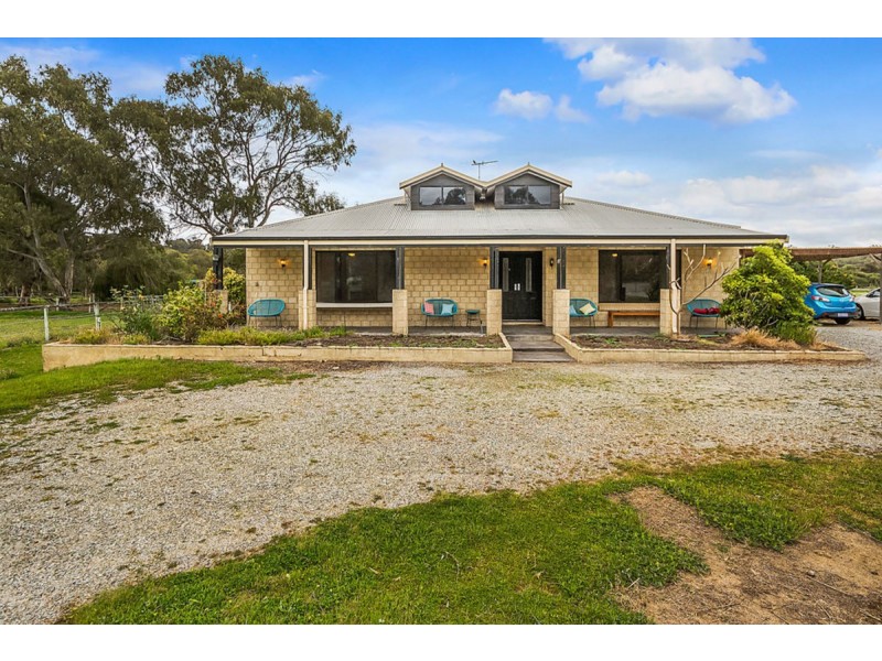 621 Eighty Road, Baldivis WA 6171