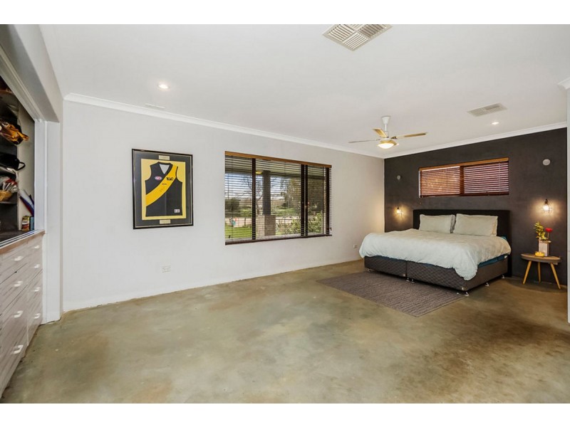 621 Eighty Road, Baldivis WA 6171