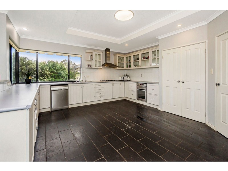 621 Eighty Road, Baldivis WA 6171