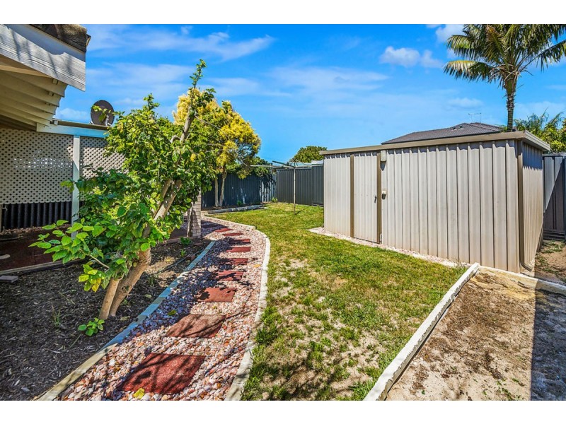 11B Benton Way, Safety Bay WA 6169