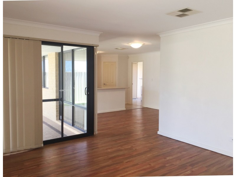 66 Mandalay Bend, Secret Harbour WA 6173