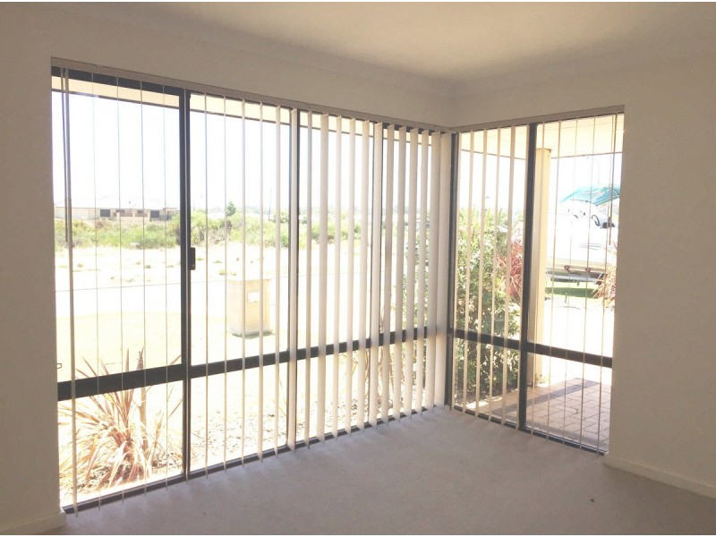 66 Mandalay Bend, Secret Harbour WA 6173