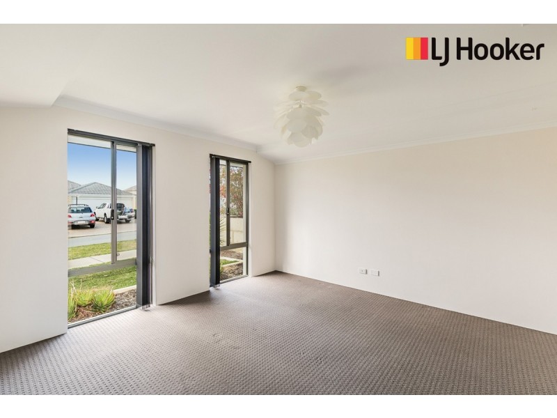 32 Wanderer Parkway, Baldivis WA 6171