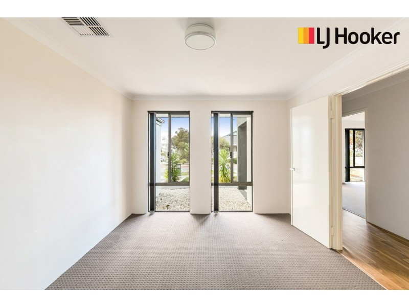 32 Wanderer Parkway, Baldivis WA 6171