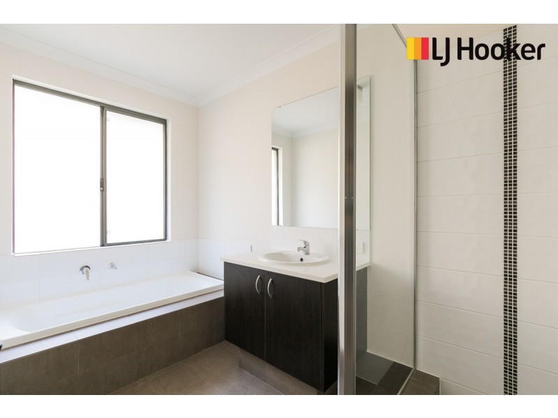 32 Wanderer Parkway, Baldivis WA 6171