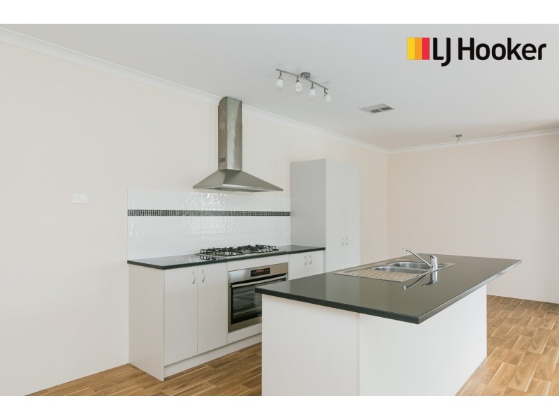 32 Wanderer Parkway, Baldivis WA 6171