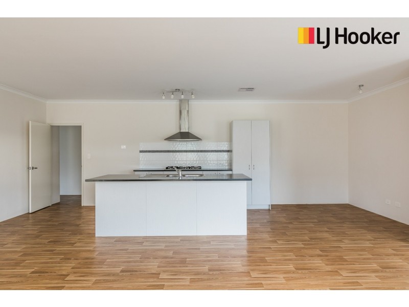 32 Wanderer Parkway, Baldivis WA 6171