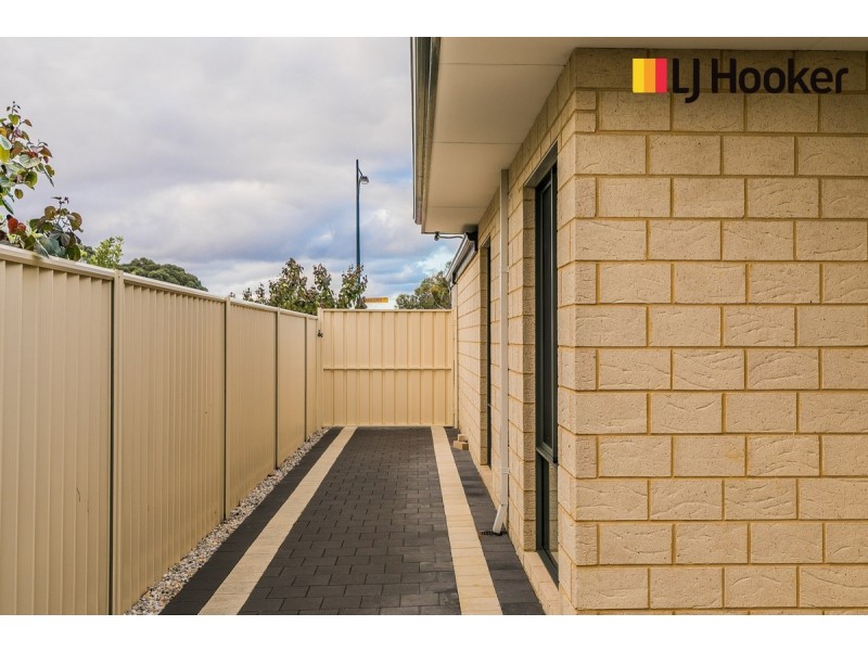 32 Wanderer Parkway, Baldivis WA 6171