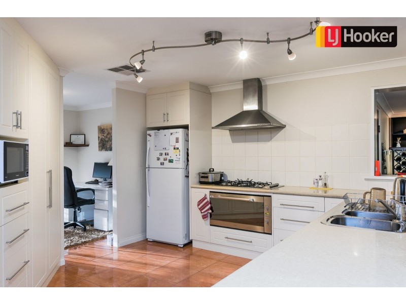 98 Murdoch Drive, Singleton WA 6175