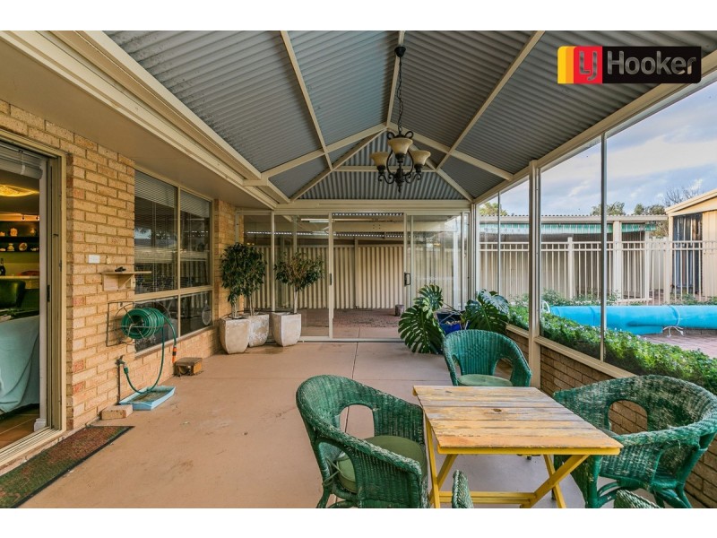 98 Murdoch Drive, Singleton WA 6175