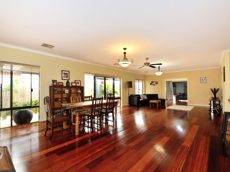 4 Chestnut Way, Baldivis WA 6171