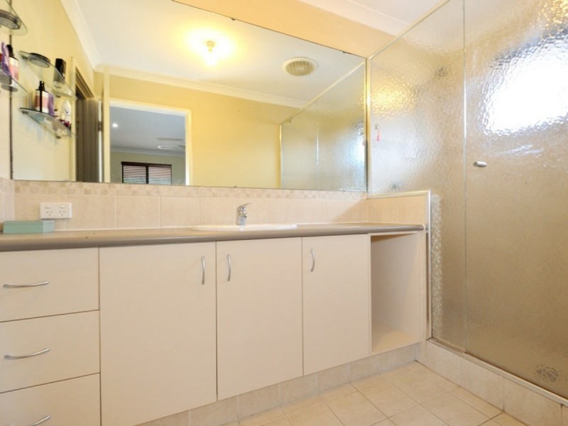 4 Chestnut Way, Baldivis WA 6171