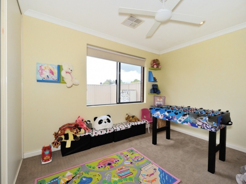 4 Chestnut Way, Baldivis WA 6171