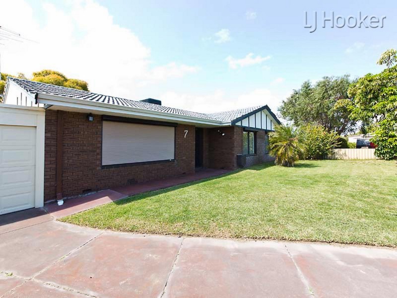 7 Rydal Court, Cooloongup WA 6168