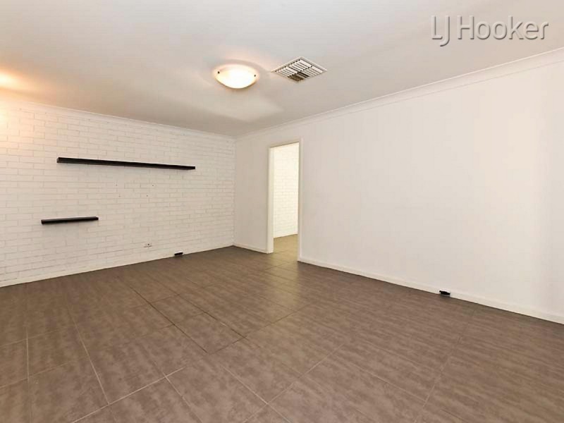 7 Rydal Court, Cooloongup WA 6168