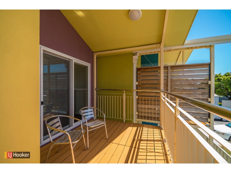 8/18 Thorpe Street, Rockingham WA 6168