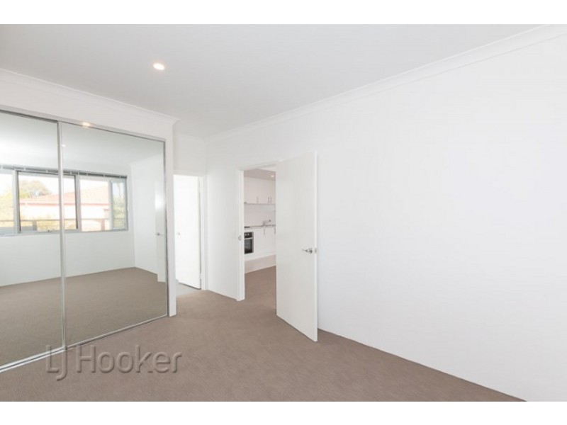 7/102 Kent Street, Rockingham WA 6168