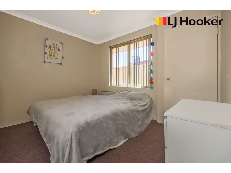 35 Brindabella Avenue, Rockingham WA 6168