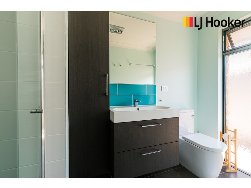 18 Waikiki Road, Safety Bay WA 6169