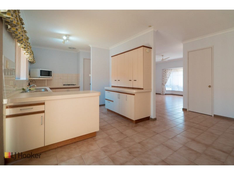9A Beagle Place, Port Kennedy WA 6172