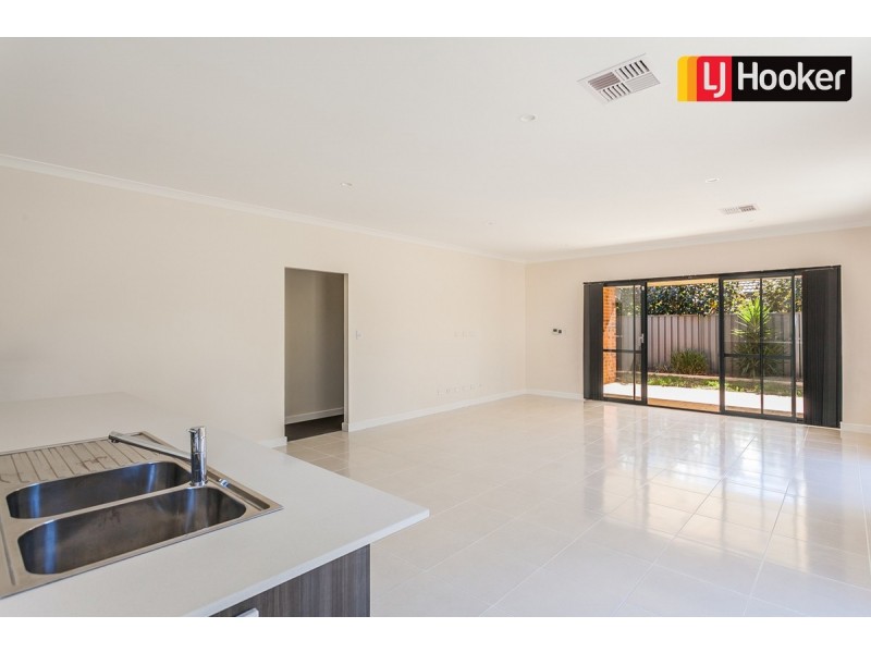 15 Cribb Court, Baldivis WA 6171