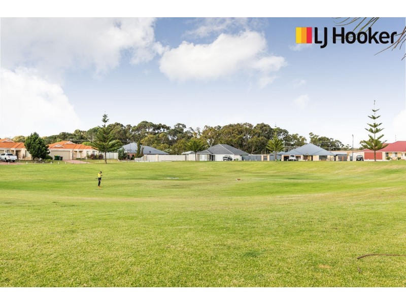 14 Bertholet Rise, Secret Harbour WA 6173