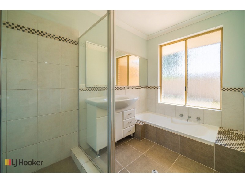 21 Swiftshire Road, Madora Bay WA 6210