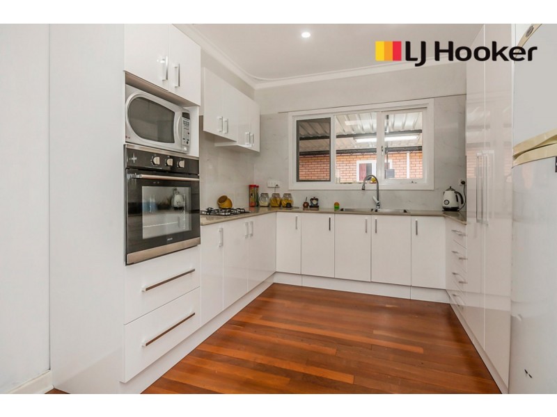 14 Columbia Close, Rockingham WA 6168