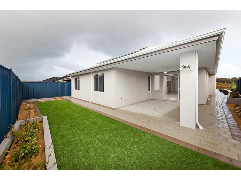15 Stillwater Drive, Baldivis WA 6171