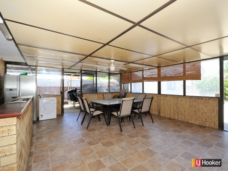 12 Pavo Close, Rockingham WA 6168