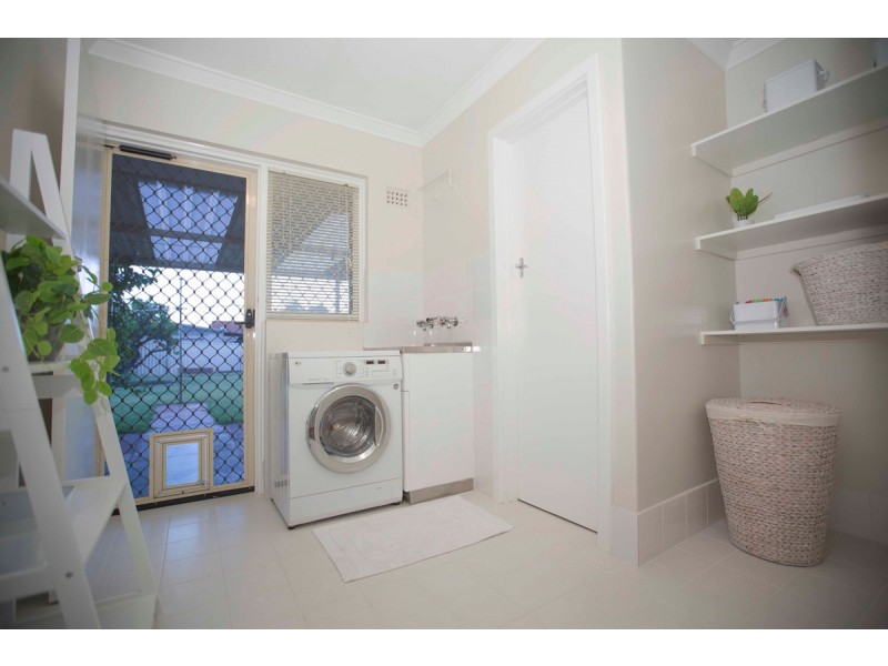 58 Malibu Road, Safety Bay WA 6169