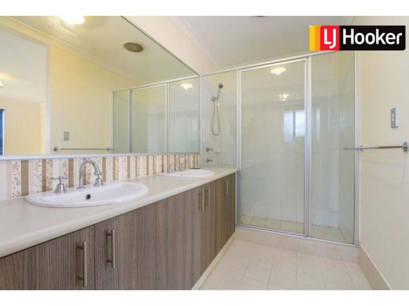 1 Ponderosa Road, Aubin Grove WA 6164