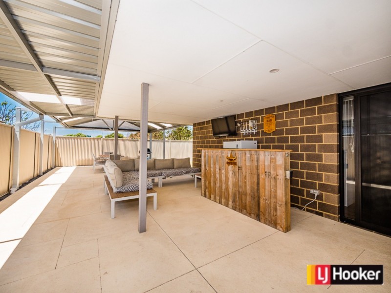 32 Sellafield Bend, Waikiki WA 6169