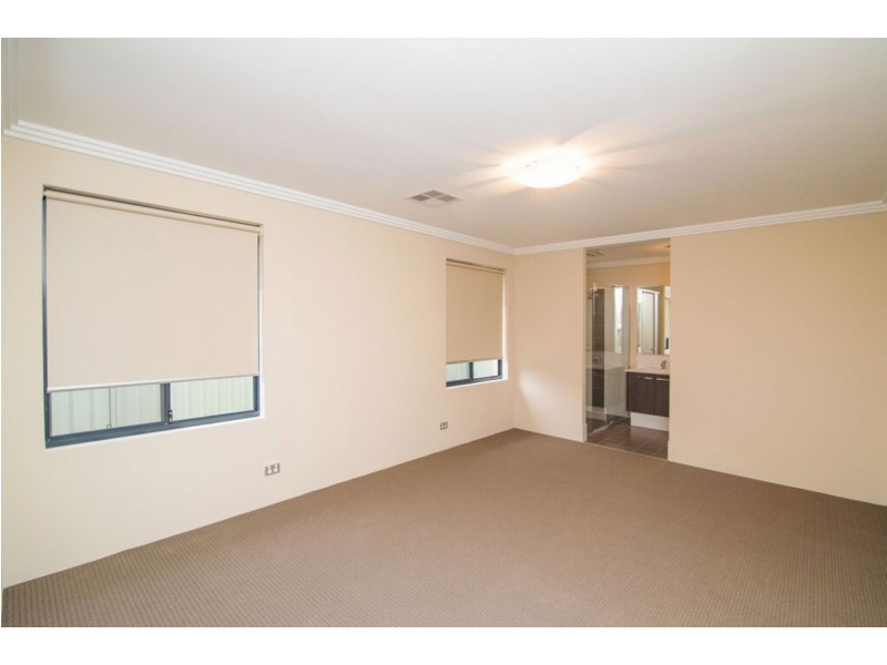 15 Foothills Retreat, Baldivis WA 6171