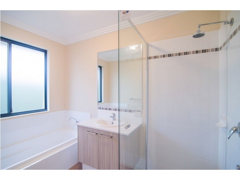 15 Foothills Retreat, Baldivis WA 6171