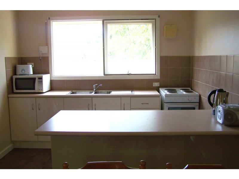 3 Crater Place, Rockingham WA 6168