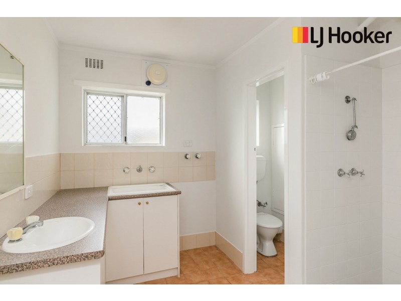 1/21 Fennager Way, Calista WA 6167